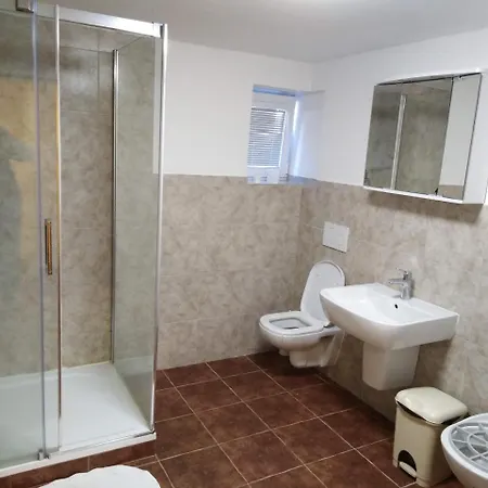 Gasthof Sněženka Jiretin pod Bukovou