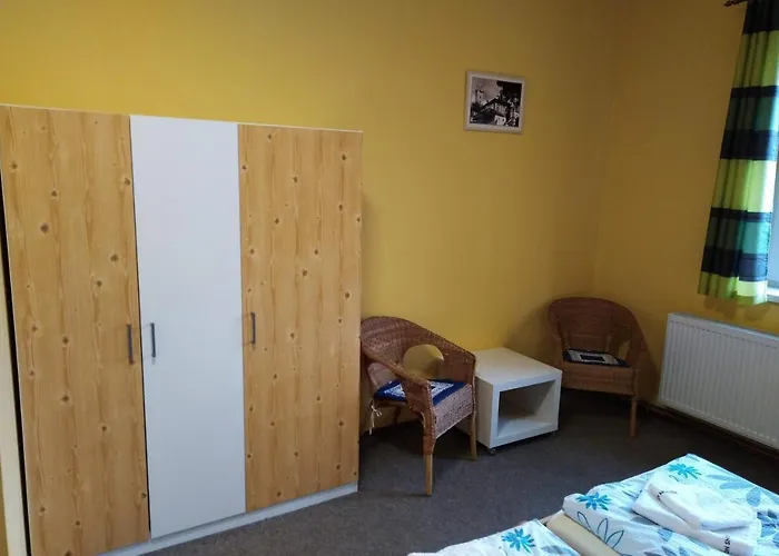 게스트하우스 Snezenka Jiretin pod Bukovou